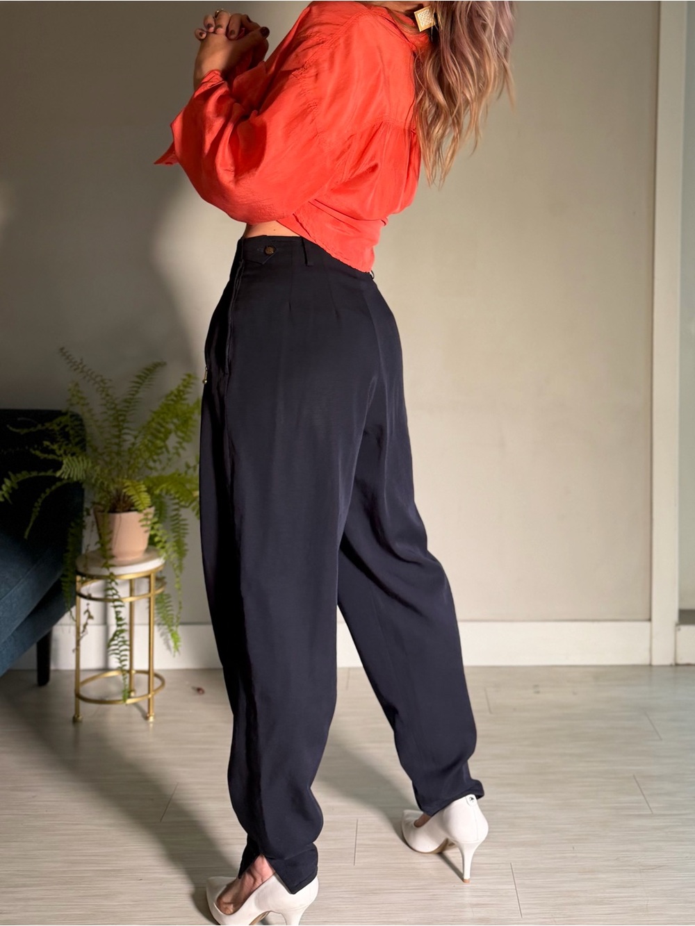 Vintage Alfred Sung 100% Virgin Wool Women’s Navy Blue Dress Pants – Size 8